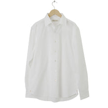 Load image into Gallery viewer, White Men&#39;s Fairtrade Organic Oxford Shirt
